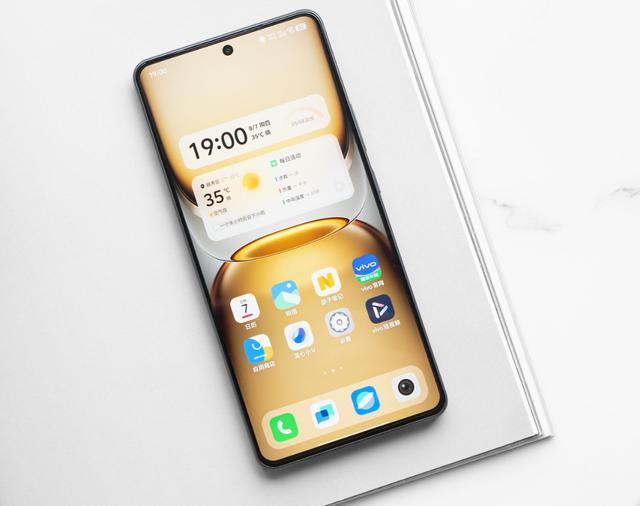 2025公认“性价比最高”的五款手机8月换机重点考虑良心机型
